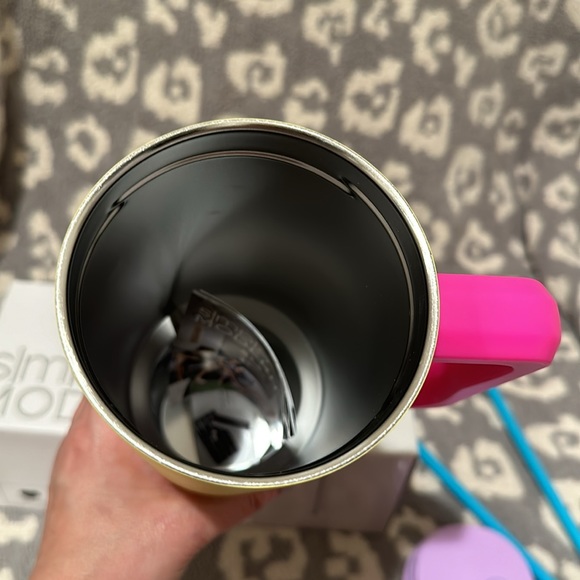 Simple Modern Trek 40oz Tumbler in 🍋 Lemon 🍋 Drop 🍋New 🆕 & Never Used😍 - Picture 8 of 17